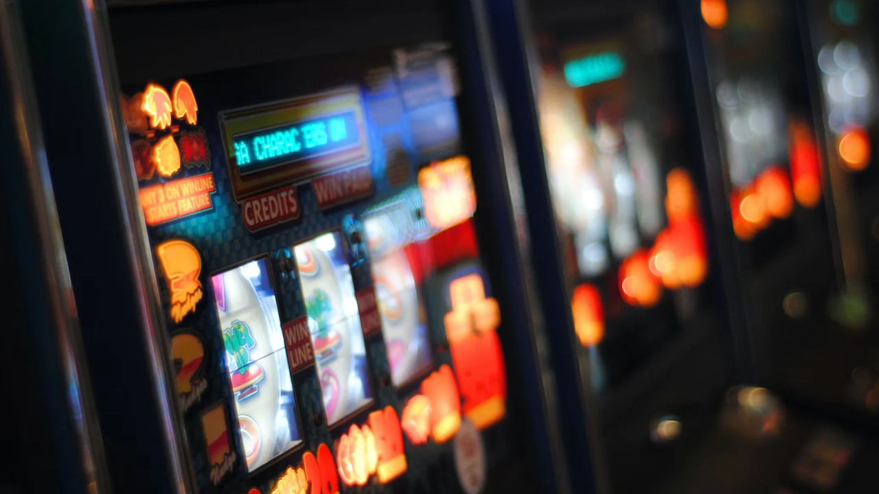 Slot Online dengan Fitur Buy Spin: Apakah Menguntungkan?